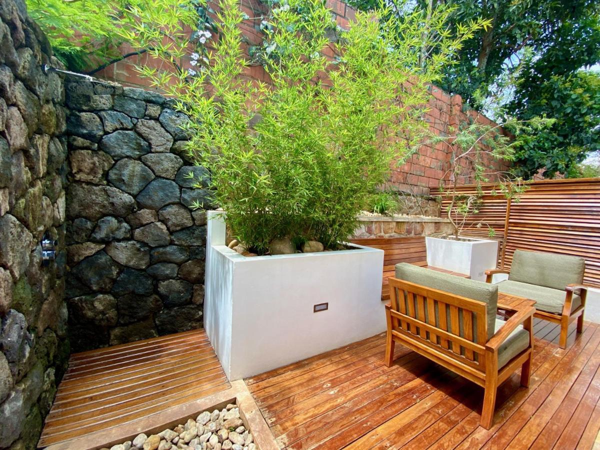 The Retreat Hotel คิกาลี ภายนอก รูปภาพ